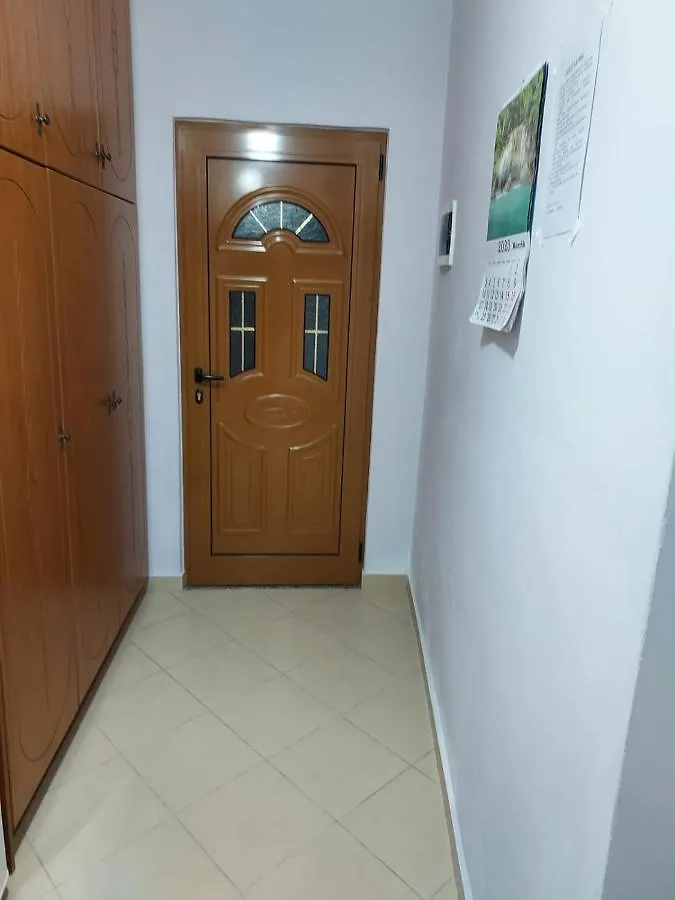 Malaj'S Rooms Sarandë Albanien